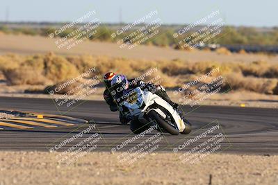 media/Nov-17-2024-CVMA (Sun) [[1fec520723]]/Race 17-Amateur Supersport Middleweight/